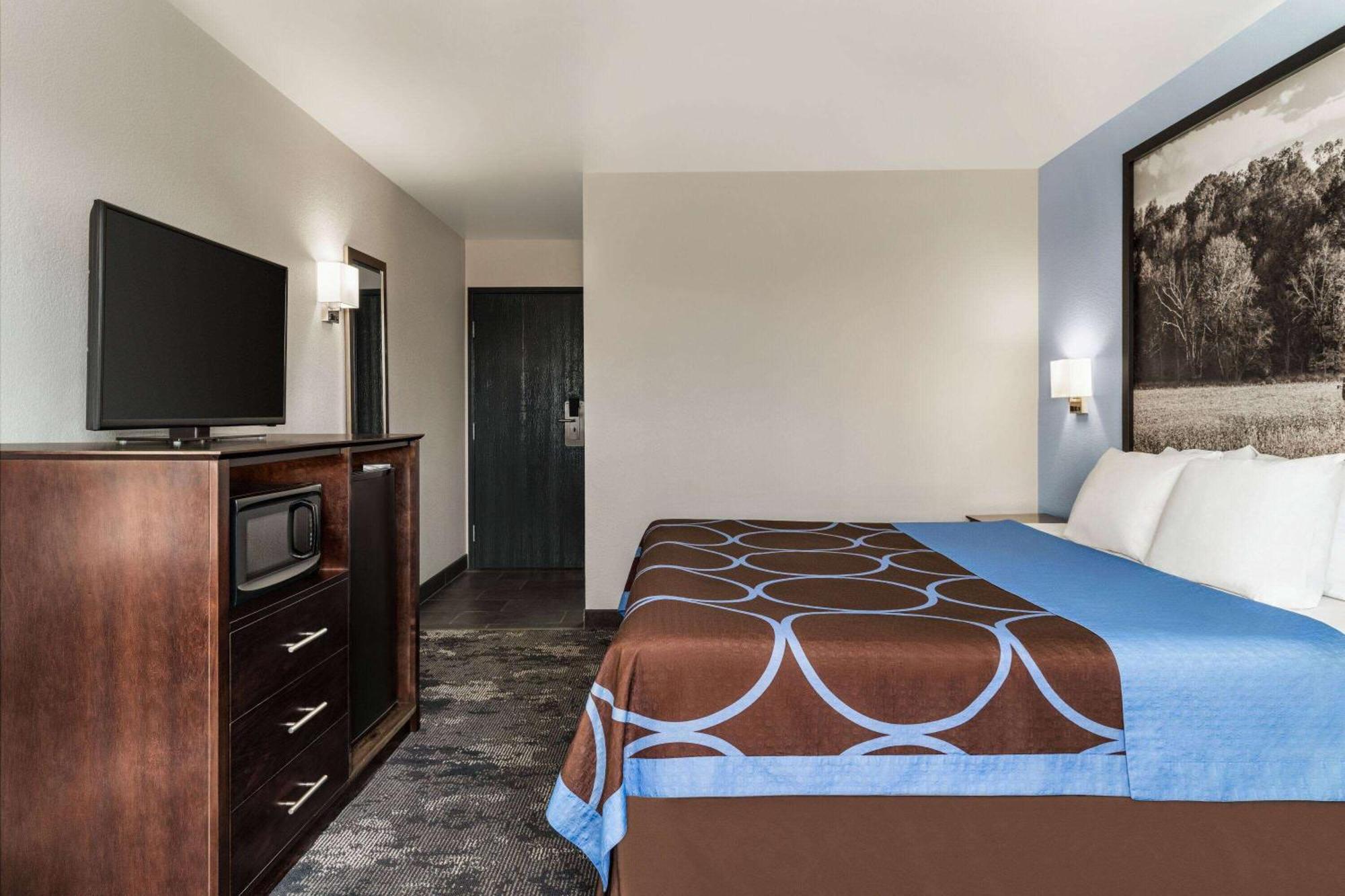 Super 8 By Wyndham Columbus Edinburgh Motell Exteriör bild